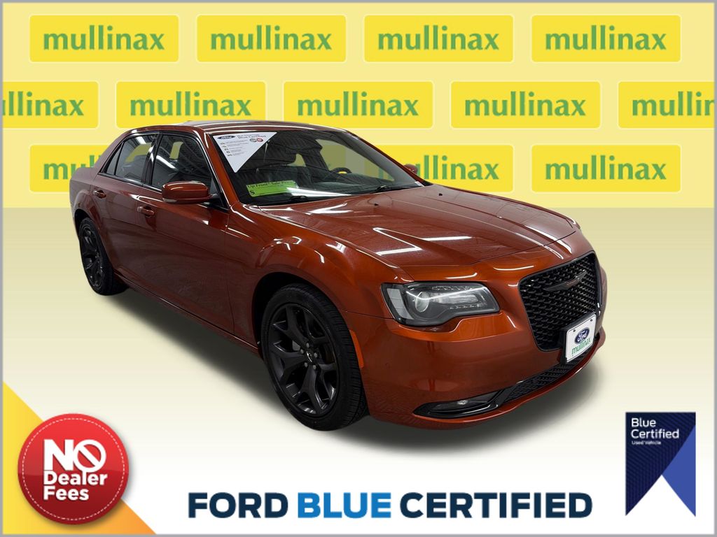 Canyon Sunset 2021 Chrysler 300 Sedan Rear-Wheel Drive 8-Speed Automatic