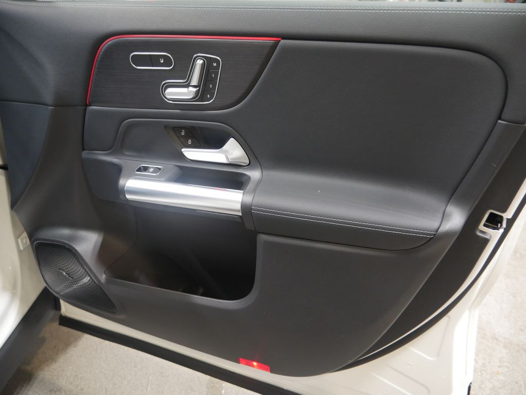 Thumbnail: 2026 Mercedes-Benz GLA - 28