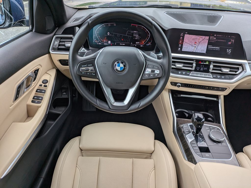 2022 BMW 330i 