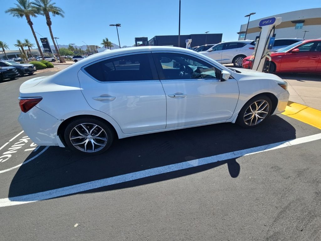 Thumbnail: 2019 Acura ILX - 6
