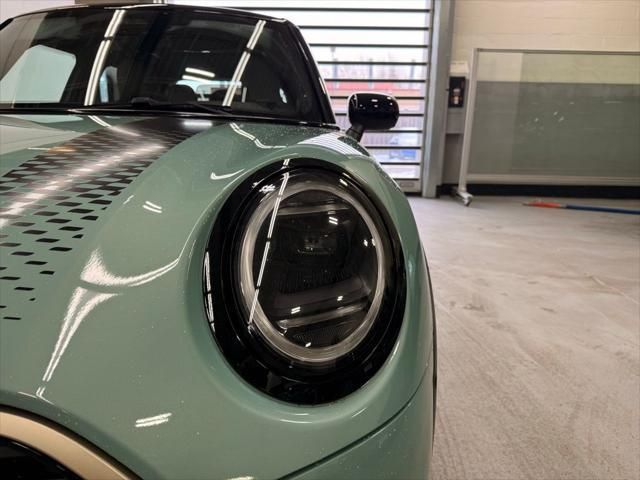 Thumbnail: 2026 MINI Cooper - 8
