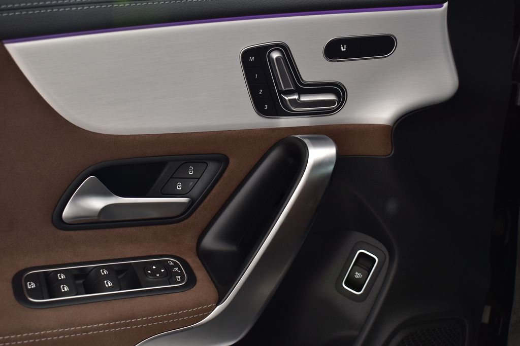 2025 Mercedes-Benz CLA 250 12