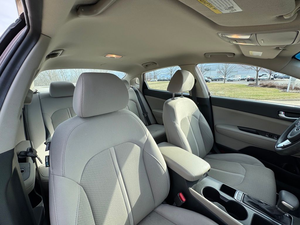 2016 Kia Optima LX photo