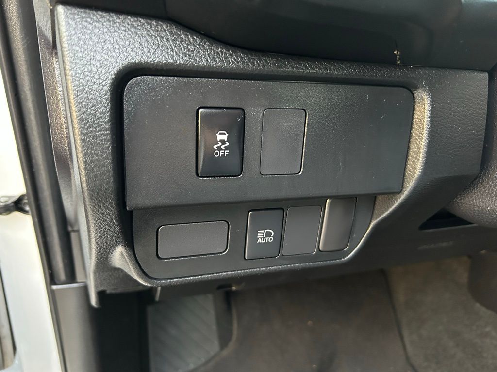 Thumbnail: 2021 Toyota Tacoma - 17