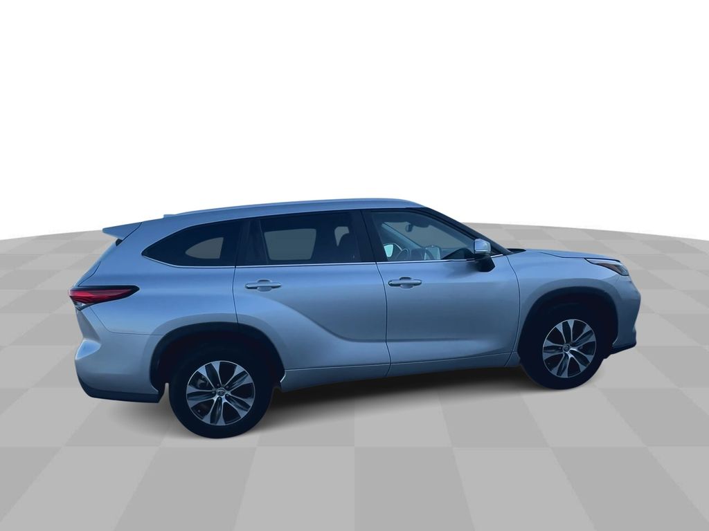 2023 Toyota Highlander L 9