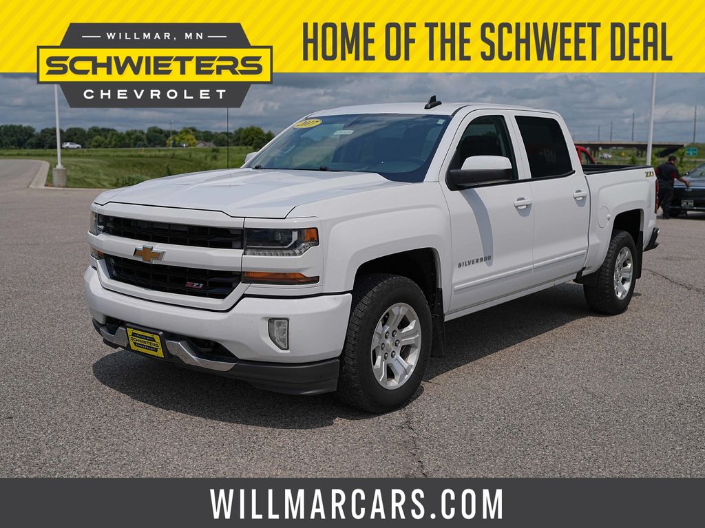 Summit White 2017 Chevrolet Silverado 1500 Pickup Truck Four-Wheel Drive 6-Speed Automatic Overdrive