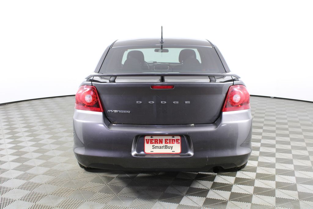 Used 2014 Dodge Avenger for sale in 