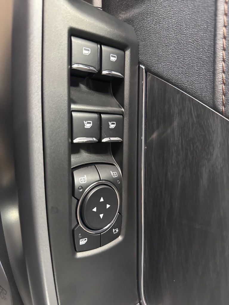 New 2025 White Ford Lariat image 6