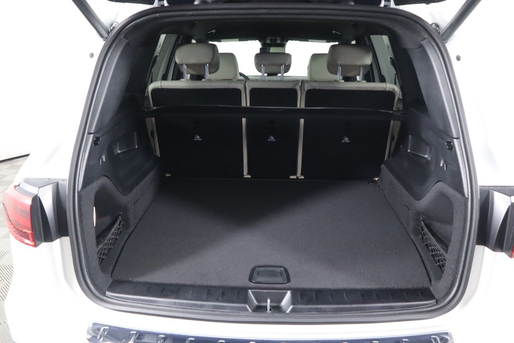 Thumbnail: 2025 Mercedes-Benz GLB - 28