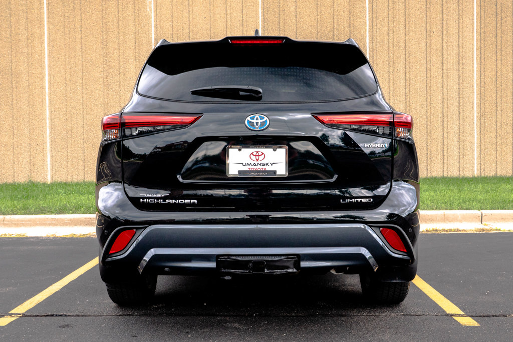 Used 2022 Toyota Highlander Hybrid SUV