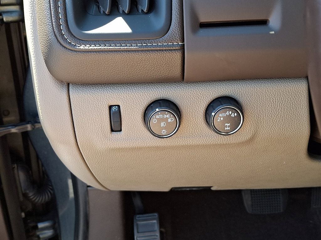 Thumbnail: 2019 GMC Canyon - 24