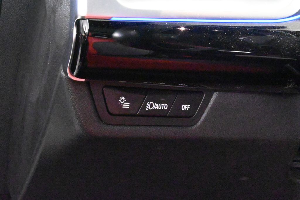 Thumbnail: 2025 BMW X1 - 25