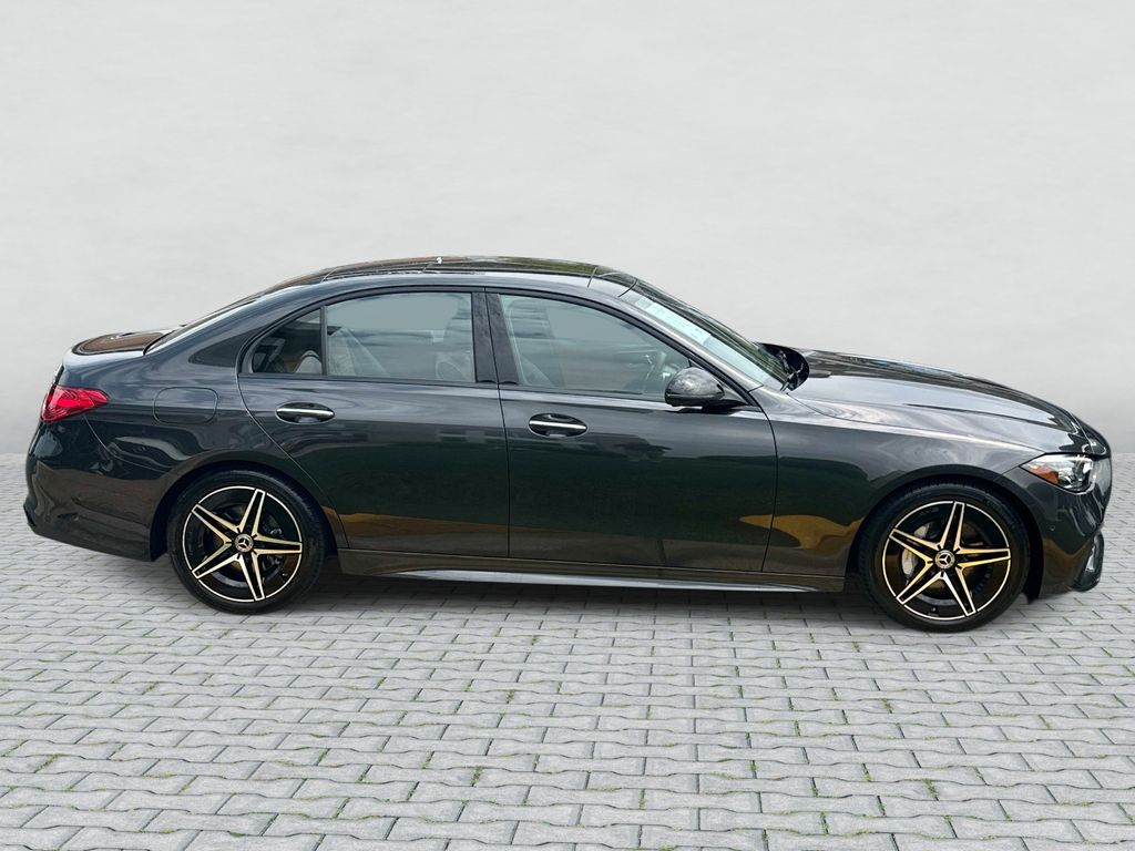Thumbnail: 2023 Mercedes-Benz C-Class - 4