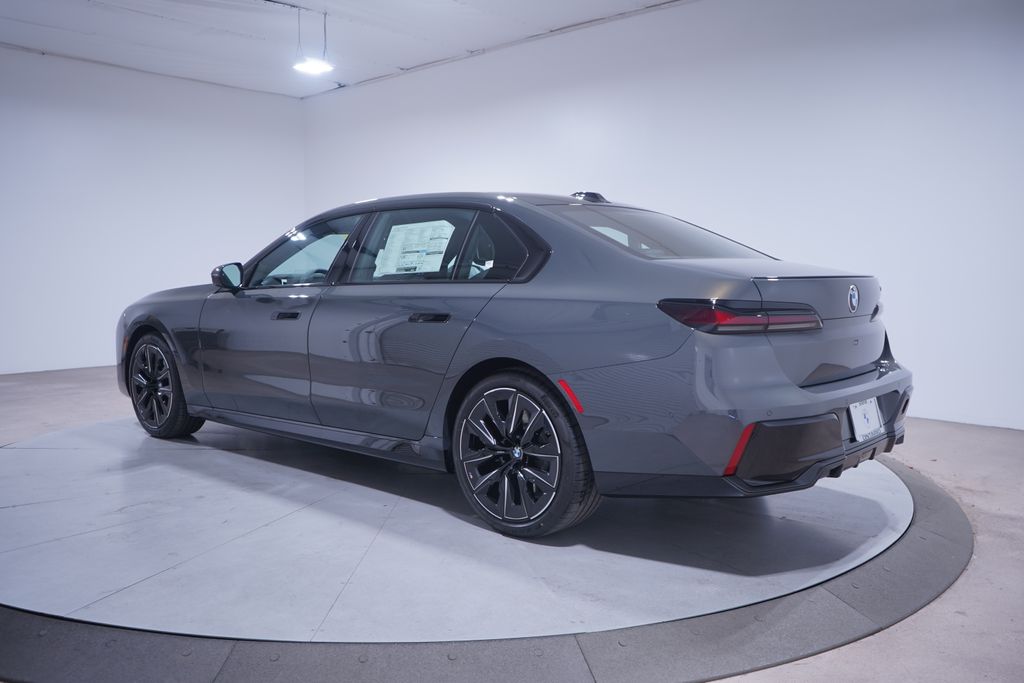 2025 BMW 7 Series 740i 3