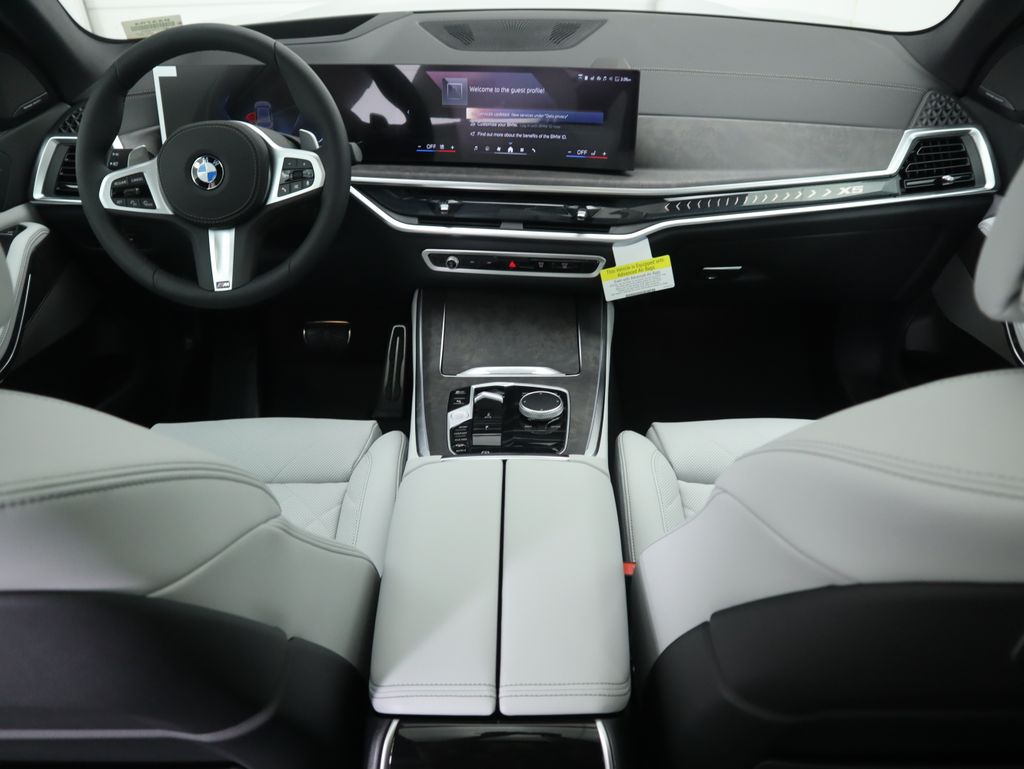 Thumbnail: 2026 BMW X5 - 13