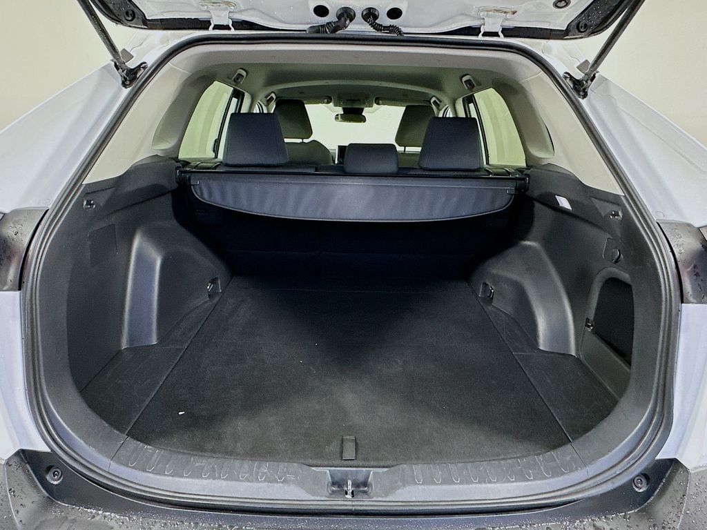 Thumbnail: 2024 Toyota RAV4 - 25