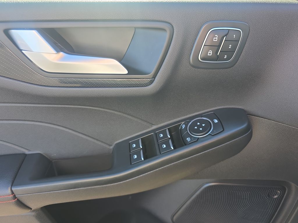 Certified Used 2023 Silver Ford ST-Line Elite image 17