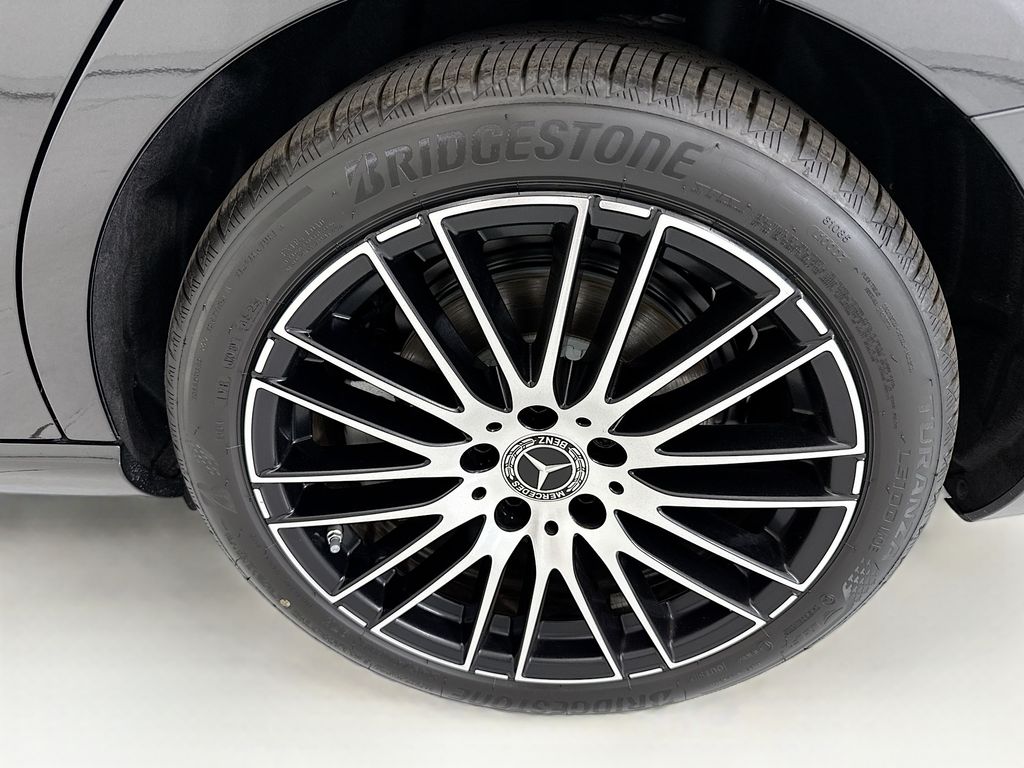 Thumbnail: 2026 Mercedes-Benz C-Class - 30
