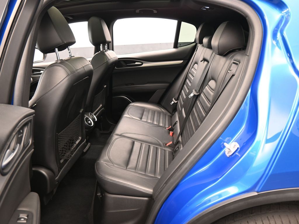 Used 2018 Misano Blue Metallic Alfa Romeo Ti image 32