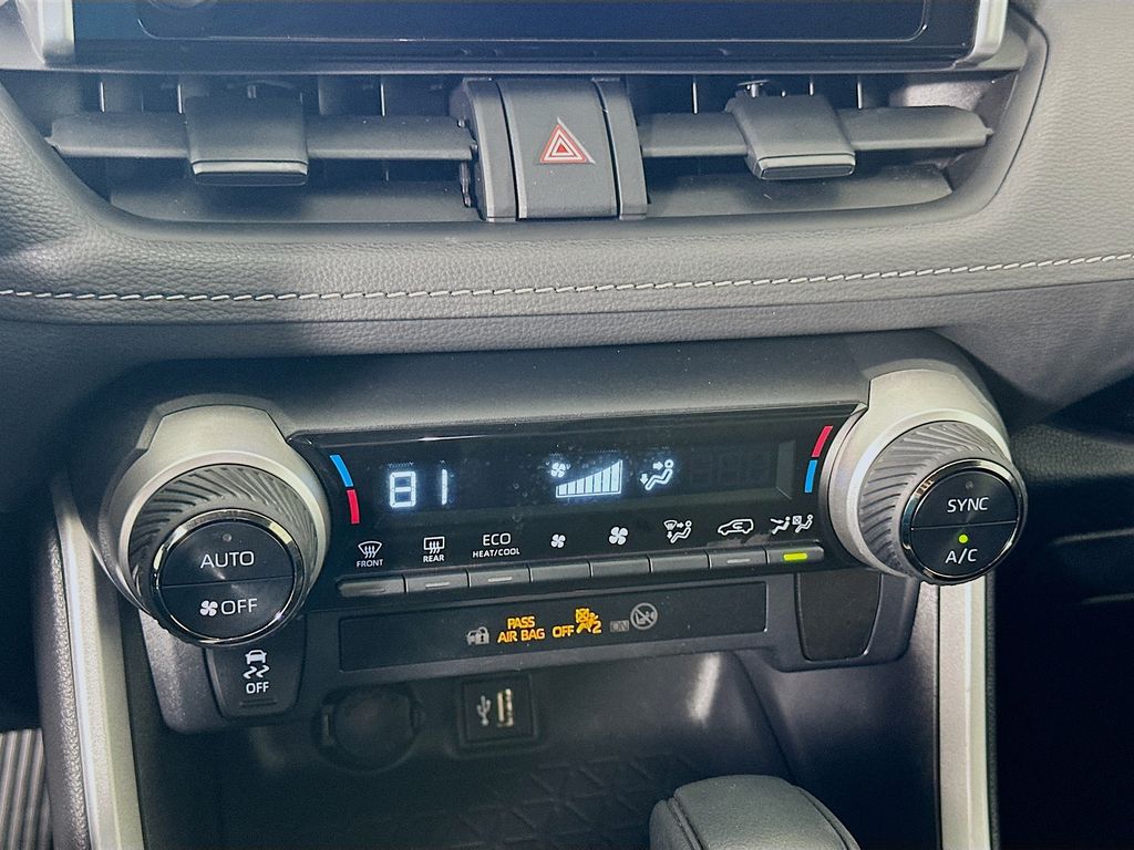 Thumbnail: 2024 Toyota RAV4 - 16