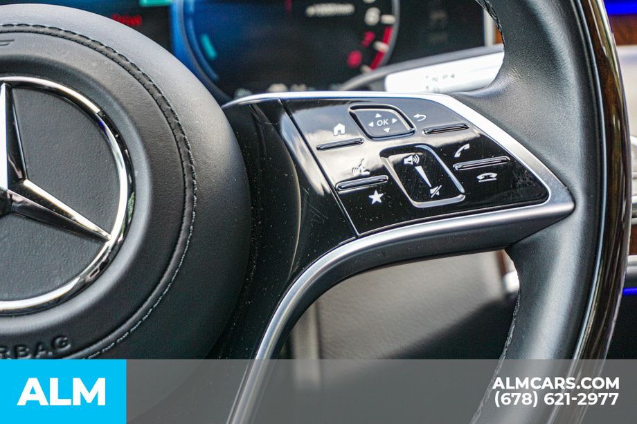 Used 2024 Black Mercedes-Benz S 580e image 30