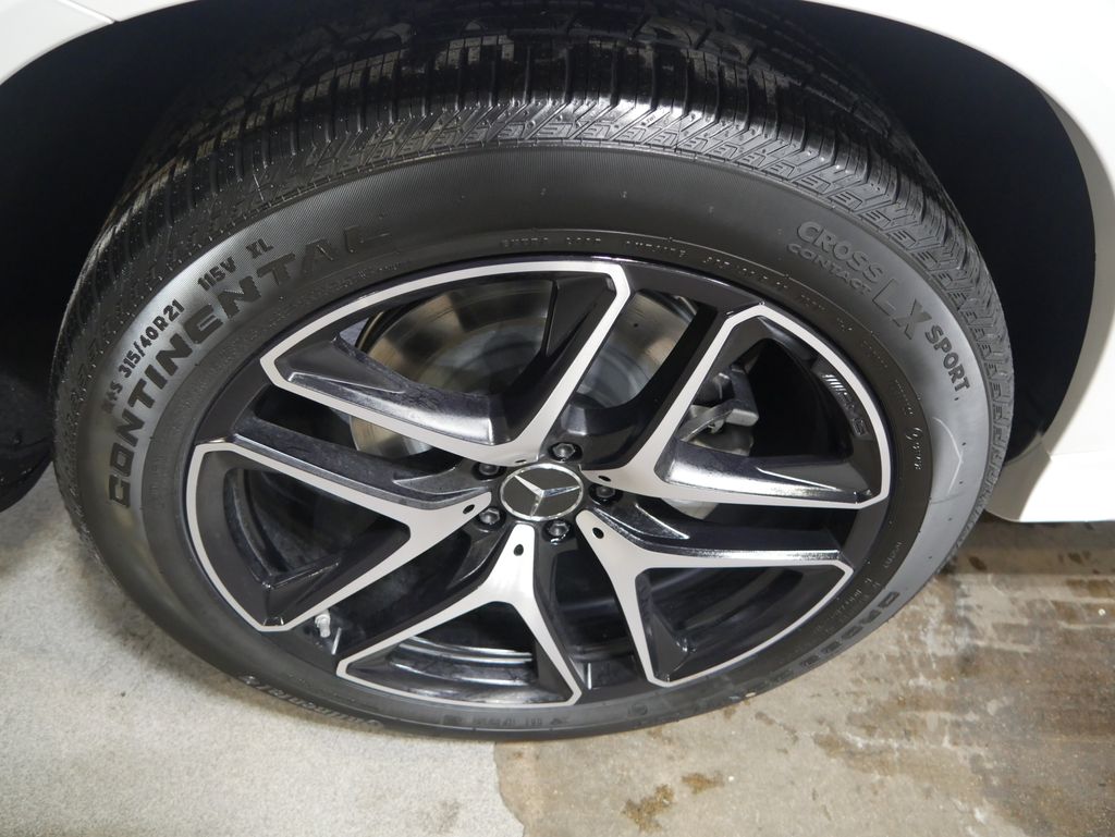 Thumbnail: 2026 Mercedes-Benz GLE - 14