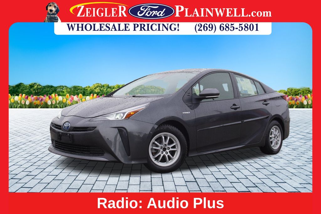 2022 Toyota Prius L Eco FWD