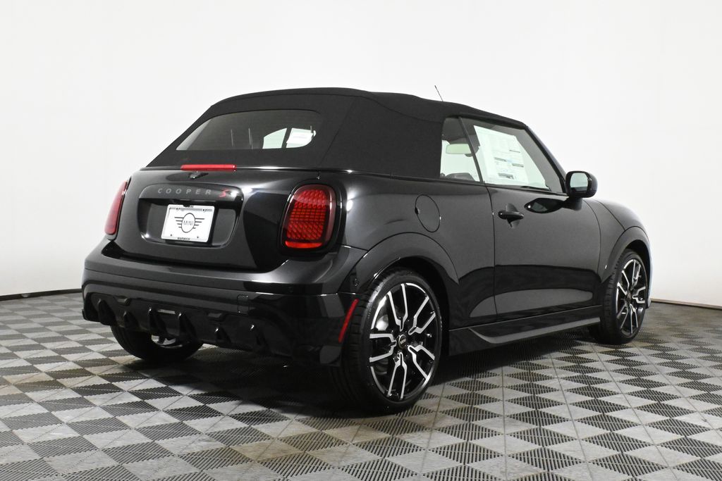 Thumbnail: 2026 MINI Cooper - 8