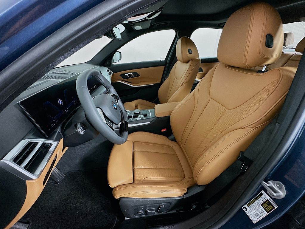 Thumbnail: 2025 BMW 3 Series - 16