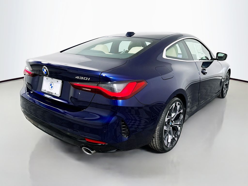 Thumbnail: 2026 BMW 4 Series - 5