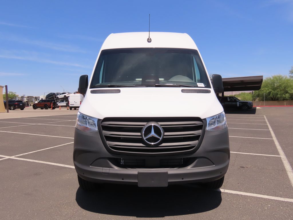 2025 Mercedes-Benz Sprinter 2500 2
