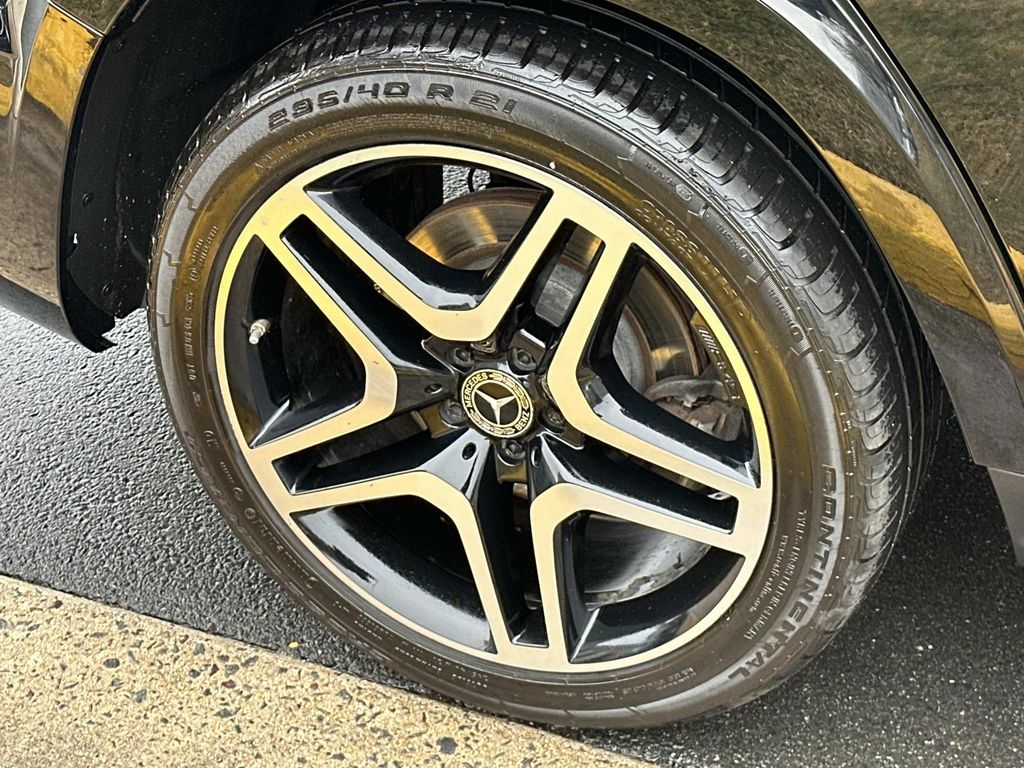 Thumbnail: 2018 Mercedes-Benz GLS - 17