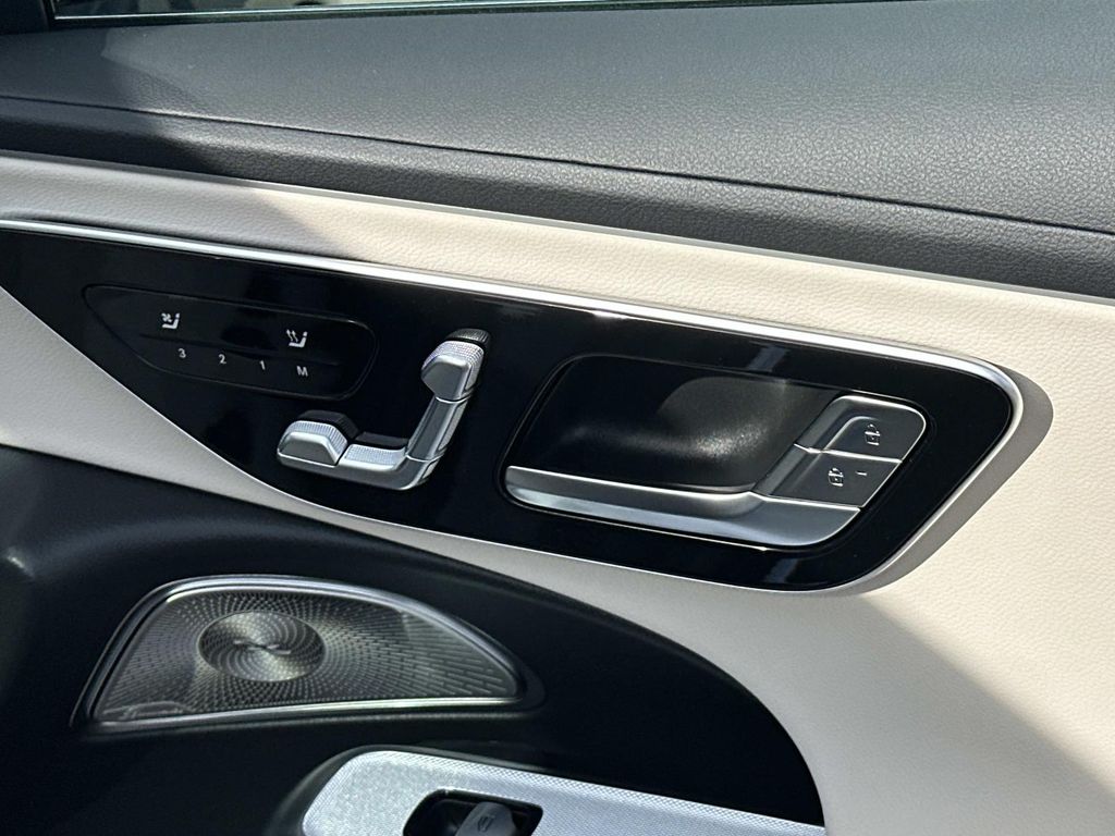 Thumbnail: 2026 Mercedes-Benz E-Class - 11