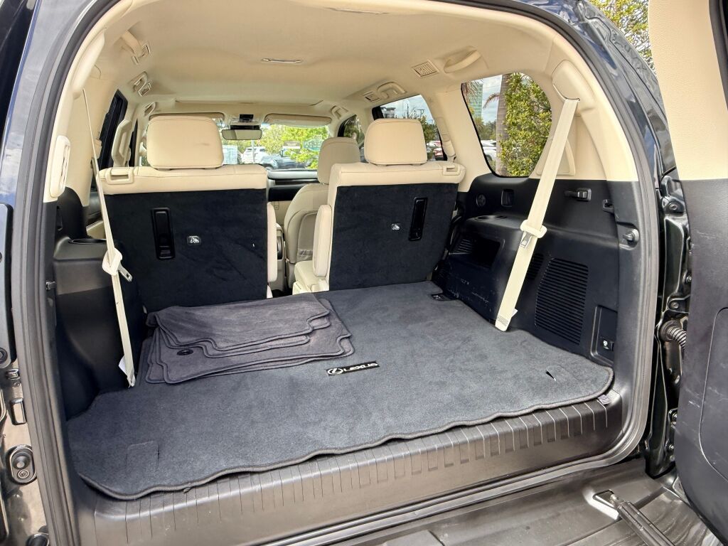 Thumbnail: 2023 Lexus GX - 12