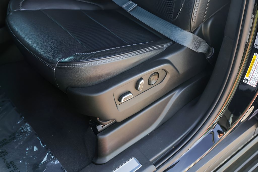 Used Car 2022 Gmc Yukon Xl  Denali For Sale Under $60,000 In Austin, Texas