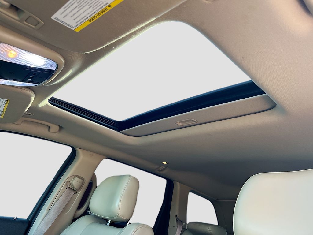 Used 2018 Black Jeep Limited image 19