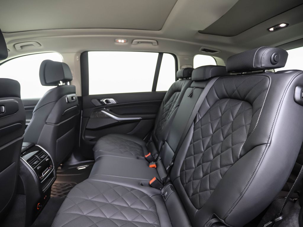 2026 BMW X7 xDrive40i 20