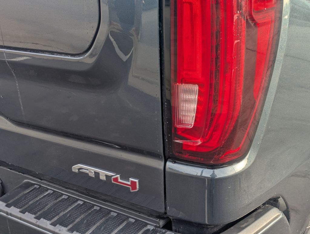 2020 GMC Sierra 1500 AT4 5