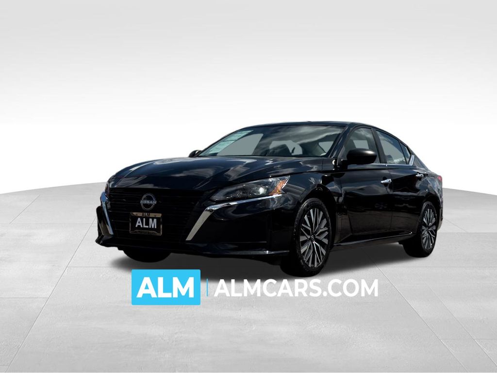 2025 Nissan Altima 2.5 SV FWD    