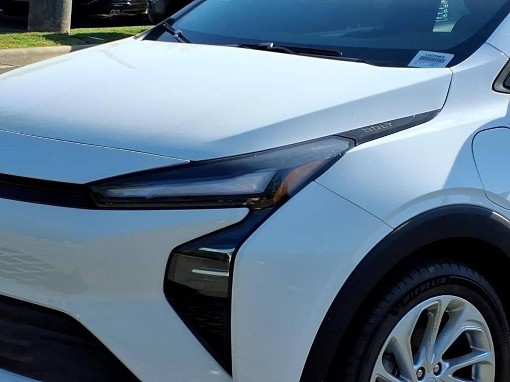 ChevroletBolt EV26