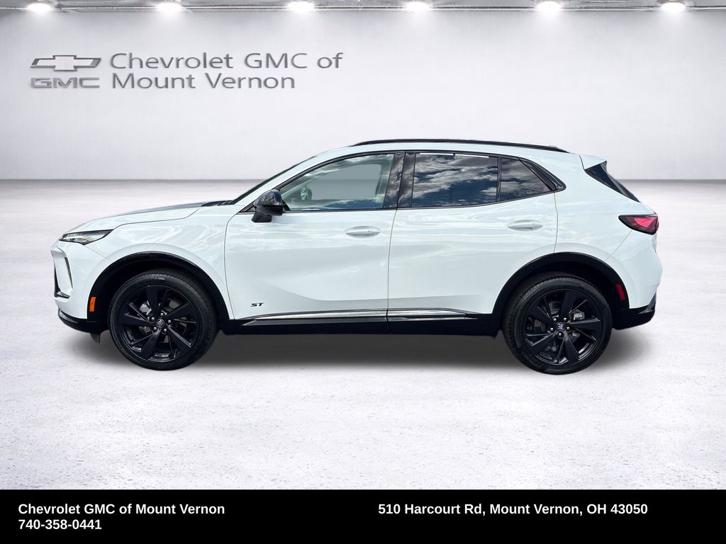 2025 Buick Envision Sport Touring - Image 2