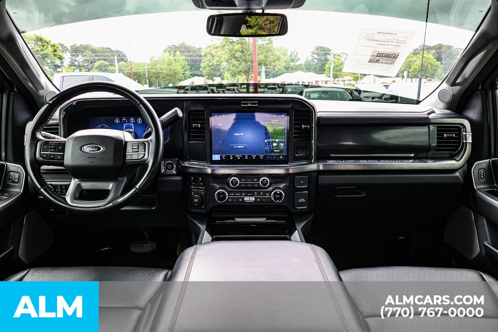 Used 2025 White Ford Lariat image 28