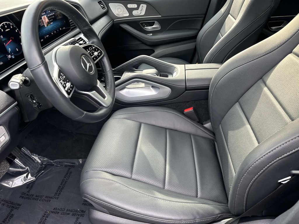 Thumbnail: 2022 Mercedes-Benz GLE - 28