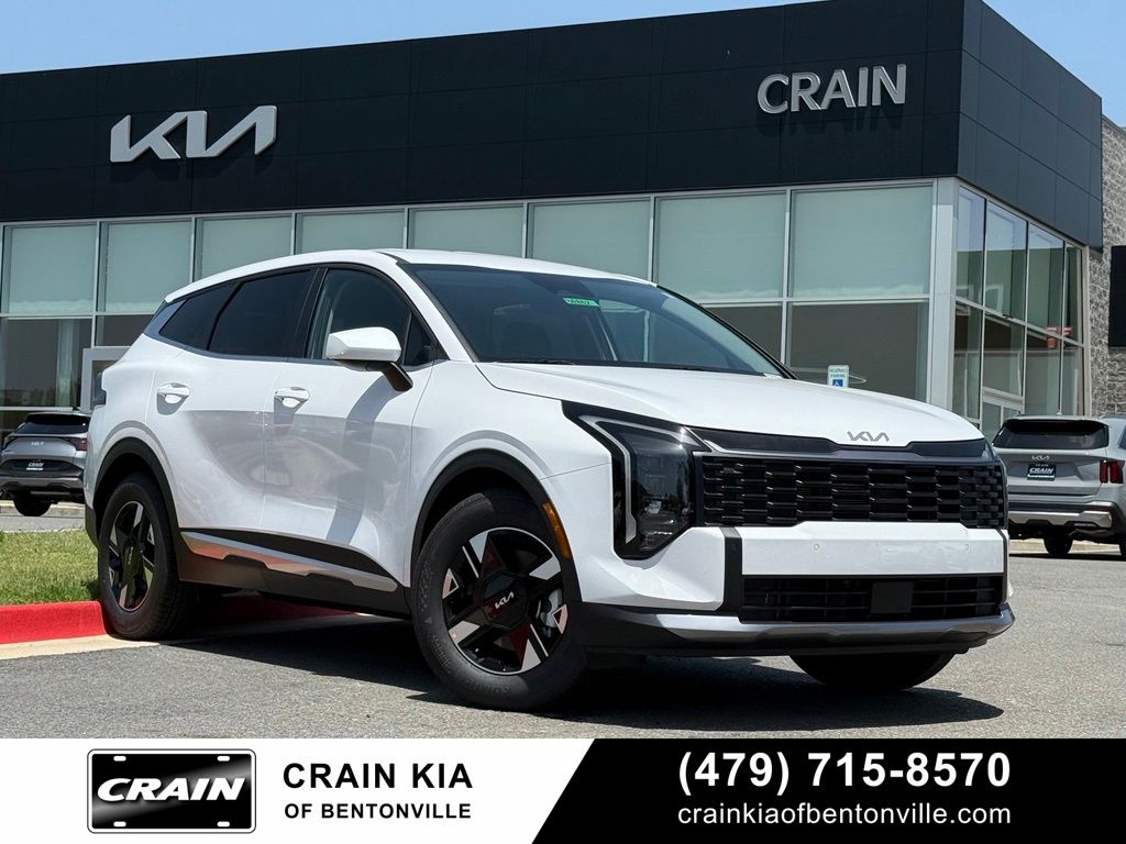White Pearl 2026 Kia Sportage SUV / Crossover Front-Wheel Drive 8-Speed Automatic