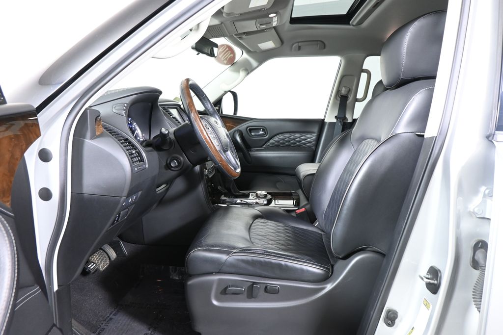 Thumbnail: 2019 INFINITI QX80 - 3