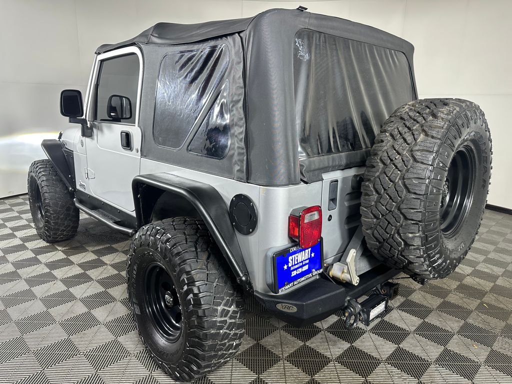 2004 Jeep Wrangler Rubicon - Image 3