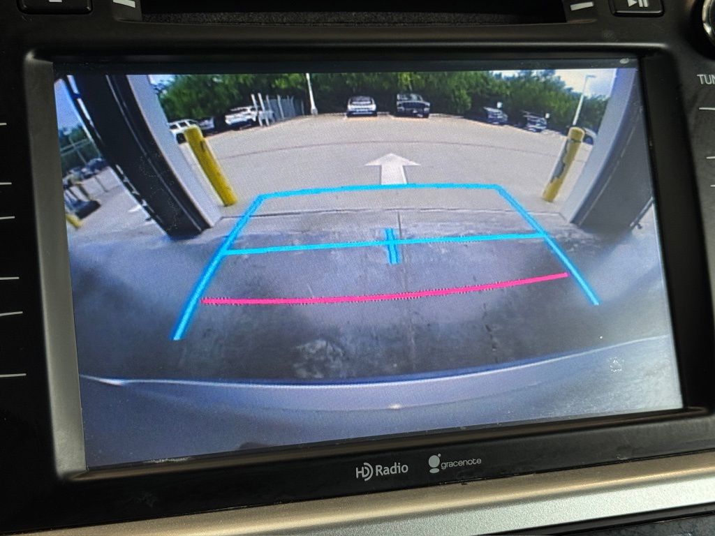2015 Toyota Highlander XLE V6 Silver at Autostrade