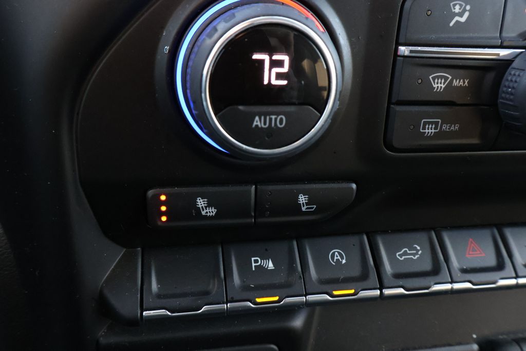 Thumbnail: 2022 Chevrolet Silverado 1500 - 27