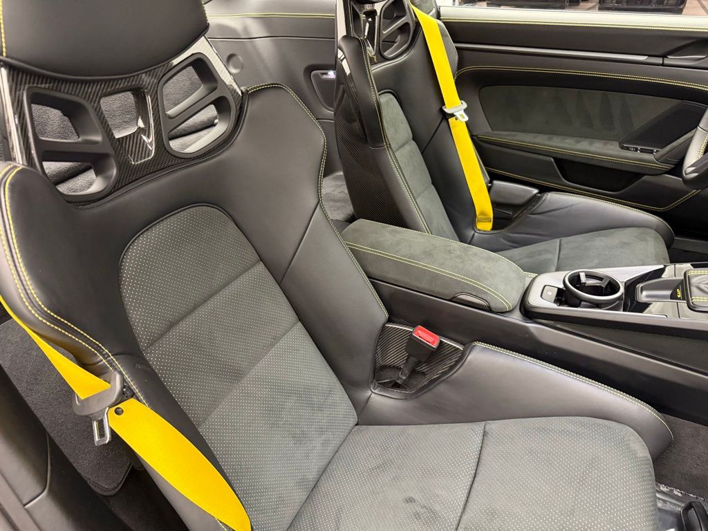 Thumbnail: 2024 Porsche 911 - 25