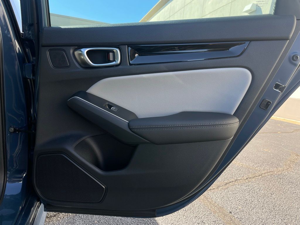 Thumbnail: 2026 Honda Civic - 32